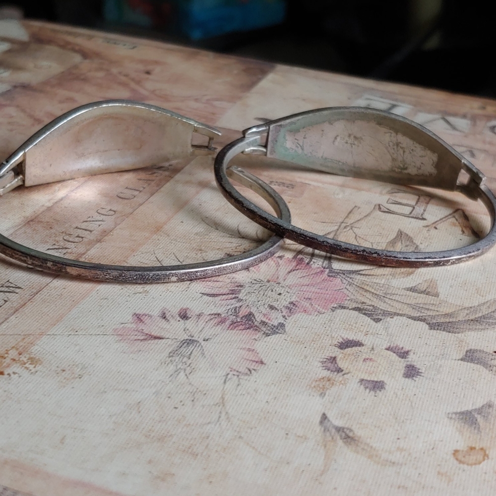 Set of vintage flower inlay bracelets - Picture 4 of 4